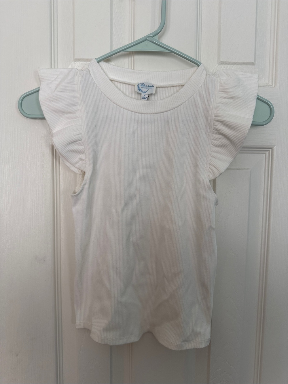 Women’s small white ruffled sleeve tank - Francesca’s